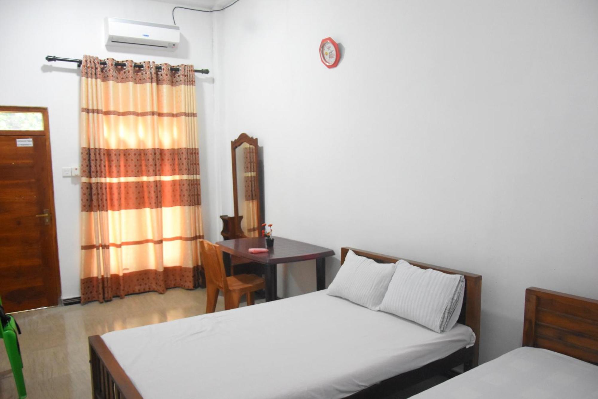Green Mart Family Rest Anuradhapura Exterior foto