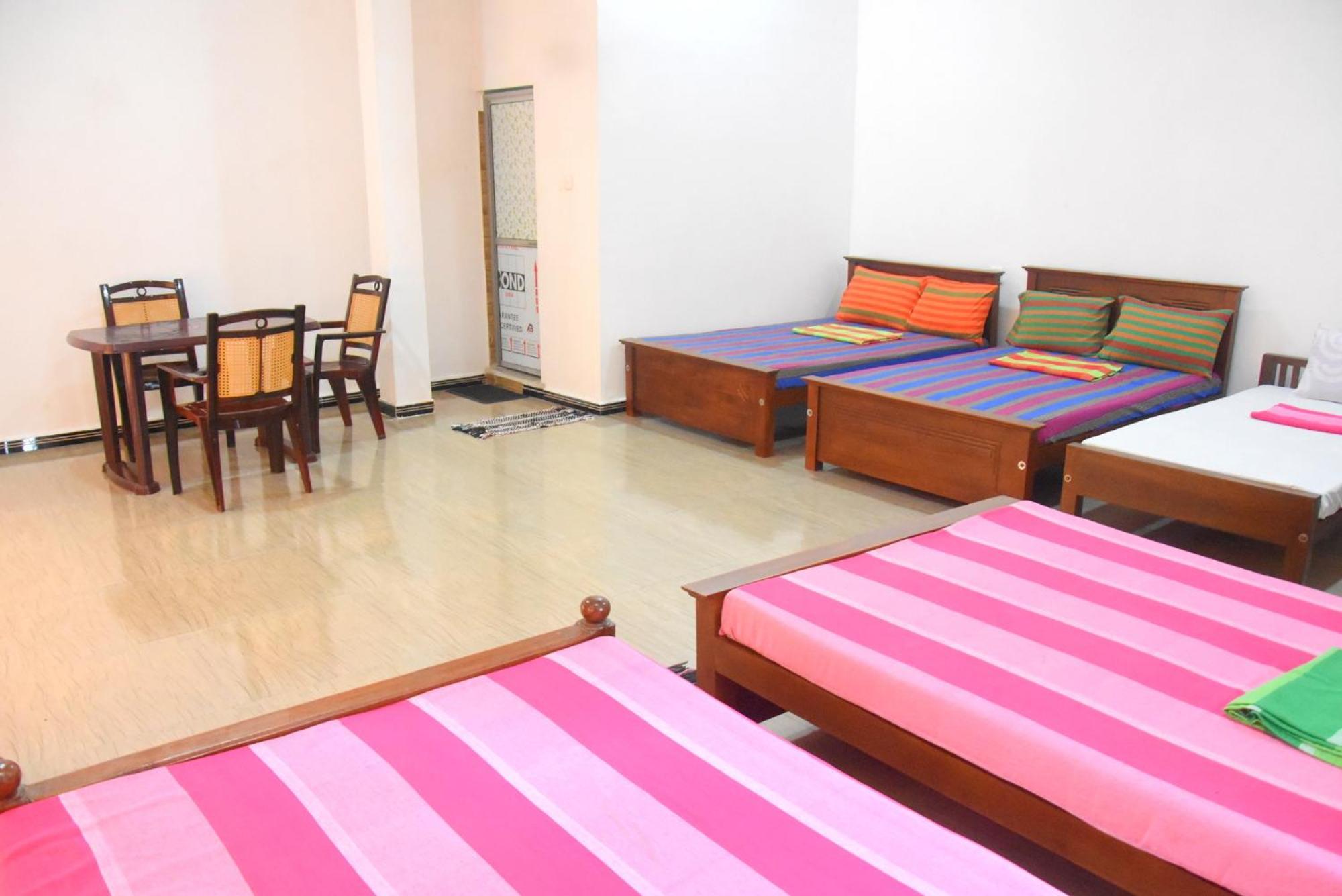 Green Mart Family Rest Anuradhapura Exterior foto